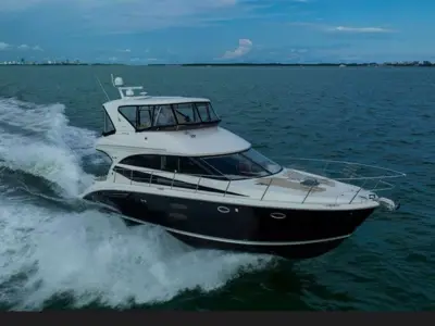 47ft Meridian Sedan yacht, photo 7
