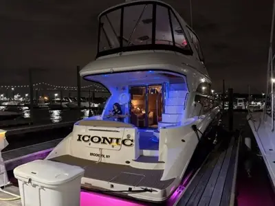 47ft Meridian Sedan yacht, photo 9